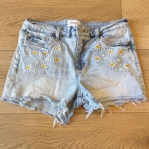 Ceros Light Blue Denim Shorts with Daisy Embroidery